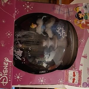 2005 Disney Princess Ariel Gemmy musical Rotating Plastic  SnowGlobe  12"